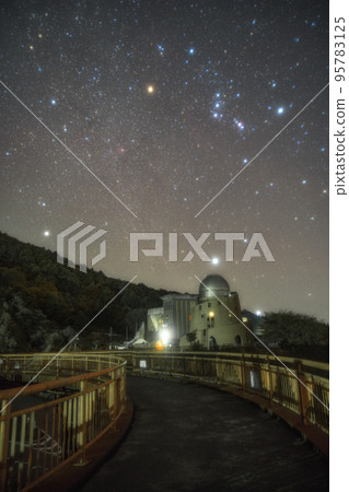Winter constellations at Hoshi no Mura Observatory, Tamura City, Fukushima Prefecture 95783125