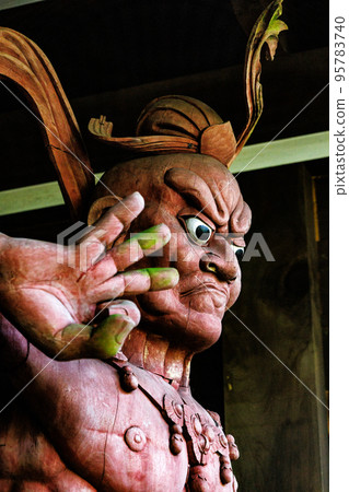 Nio statues installed on the Mt. Misen mountain trail in Miyajima 95783740