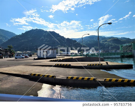 Scenery near the Katasoba port Scenery near the Katasoba port 95783756