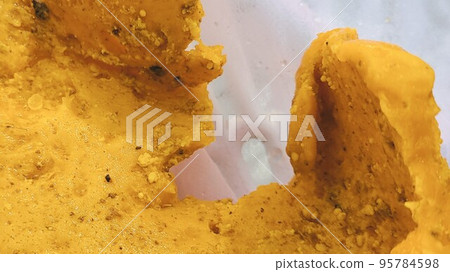 Production of beeswax block Beeswax separated from hot water and semi-solidified 95784598