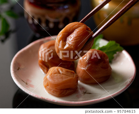 大梅干（Shiso-zuke Kishu Nanko Ume） 95784615