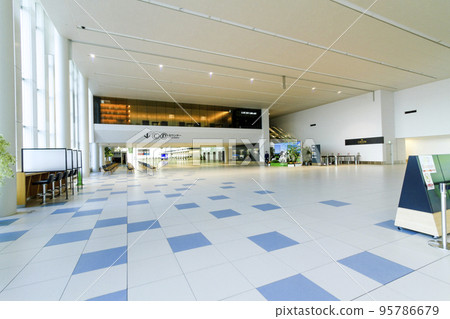 Corridor between AB and CD in New Chitose Airport International Terminal 3F Departure Lobby Corridor between AB and CD in New Chitose Airport International Terminal 3F Departure Lobby 95786679