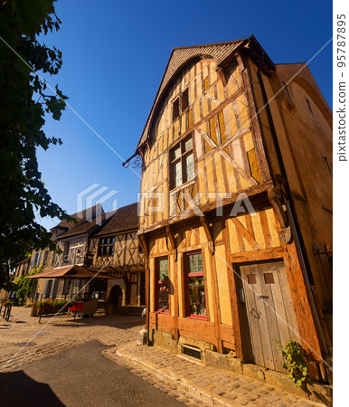 View of old stone houses in city Provins 95787895