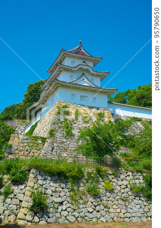 【日本百城名城】明石城仰望金箭塔和夏日藍天 3 兵庫縣明石市 【日本百城名城】明石城仰望金箭塔和夏日藍天 3 兵庫縣明石市 95790650