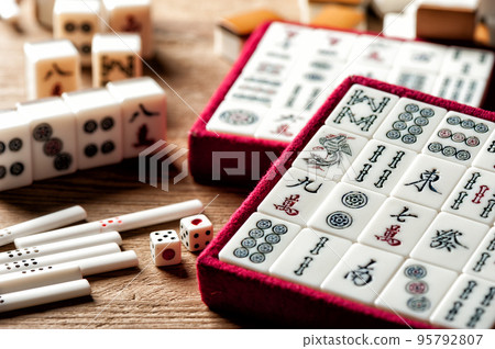 Equipments for Mahjong 95792807