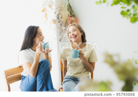 雙妹牛仔 95793008