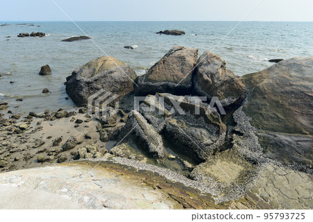 Big rock at beach, Nature background Big rock at beach, Nature background 95793725