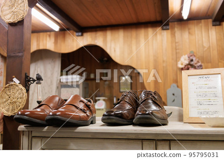 擦鞋匠工坊 95795031