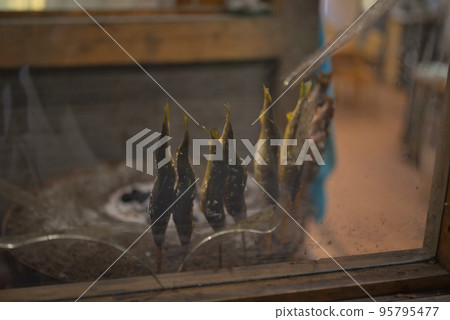 鹽烤三文魚 鹽烤三文魚 95795477