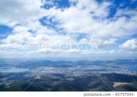 從惠靈頓山看到的霍巴特 從惠靈頓山看到的霍巴特 95797095
