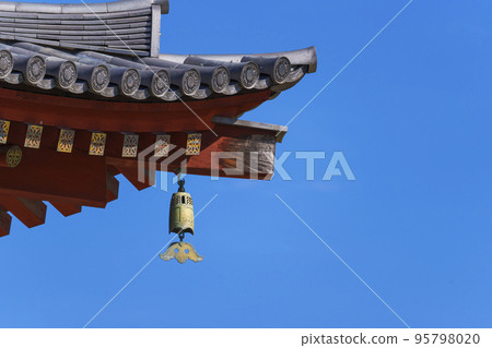 Futaku in the Yakushiji Grand Auditorium 95798020