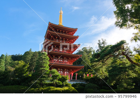 Five-storied pagoda, Takahata Fudoson, Hino City, Tokyo Five-storied pagoda, Takahata Fudoson, Hino City, Tokyo 95799946