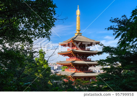 Five-storied pagoda, Takahata Fudoson, Hino City, Tokyo Five-storied pagoda, Takahata Fudoson, Hino City, Tokyo 95799958