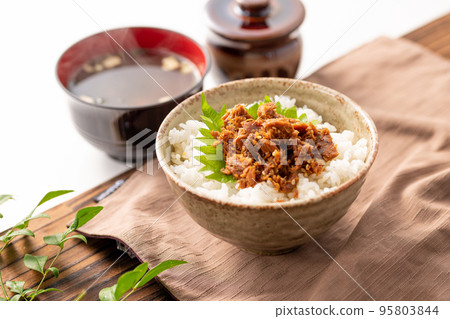Tuna dishes Tsukudani Ochazuke 95803844