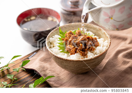 金槍魚料理 Tsukudani Ochazuke 95803845