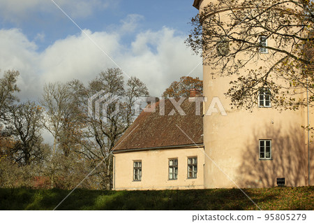 Beautiful European castles. The Edoles Castle, autumn, Latvia. High quality photo Beautiful European castles. The Edoles Castle, autumn, Latvia. High quality photo 95805279
