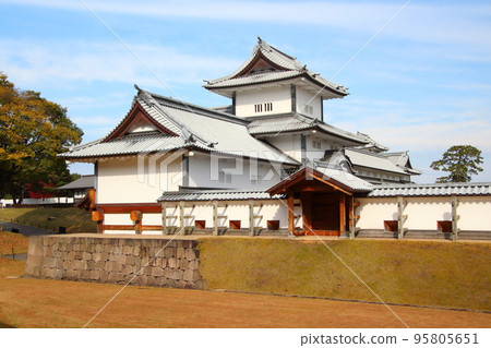 紅葉金澤城公園：鶴之丸廣場（石川縣金澤市） 95805651