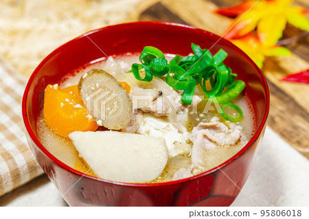 A lot of pork soup A lot of pork soup 95806018