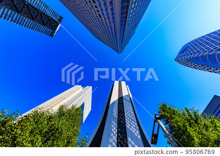 Cityscape of Shinjuku-ku, Tokyo Skyscrapers of Nishi-Shinjuku 95806769
