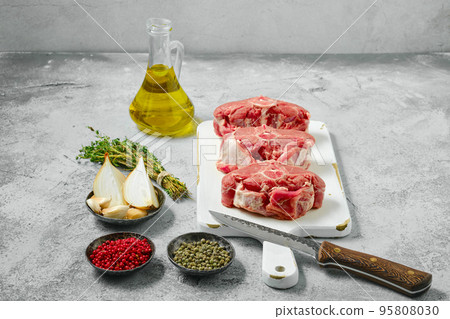 Raw saddle of lamb Raw saddle of lamb 95808030
