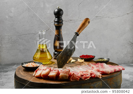 Raw fresh lamb flap ribs with ingredients for cooking 95808042