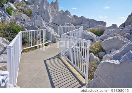 [Shirasaki Ocean Park] Ohiki, Yura Town, Hidaka District, Wakayama Prefecture 95808045