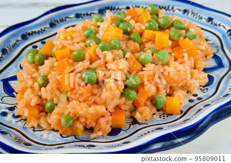 Mexican food arroz a la Mexicana Mexican food arroz a la Mexicana 95809011