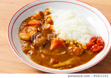 Beef Curry with Plenty of Vegetables Beef Curry Curry Rice 95811141