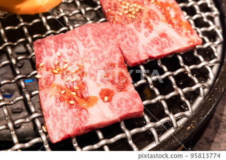 烤肉“特別的卡爾比” 烤肉“特別的卡爾比” 95813774
