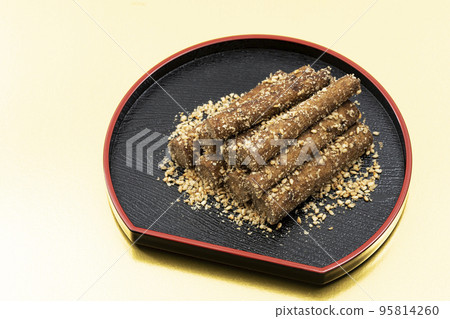 年菜17-02_黑盤牛蒡_背景金 年菜17-02_黑盤牛蒡_背景金 95814260