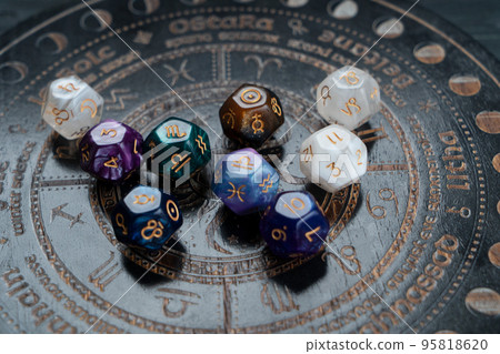 Zodiac horoscope with divination dice Zodiac horoscope with divination dice 95818620