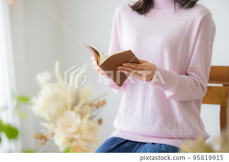 粉色針織女裝 粉色針織女裝 95819915