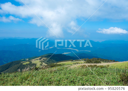 遠眺能樂之鄉牧場遺址的絕景[福井縣池田町水海] 95820576