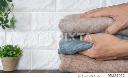 折疊冬衣 | 洗衣/換衣服圖片 95821052