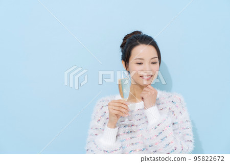 婦女用香檳杯 婦女用香檳杯 95822672