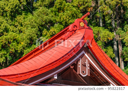 Kinjasui Shrine gable decoration Kumogataki main ridge demon Kinjasui Shrine gable decoration Kumogataki main ridge demon 95822817