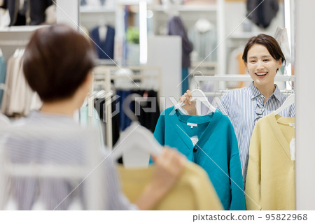 女性服裝購物 女性服裝購物 95822968