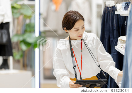 女服裝店員 女服裝店員 95823084