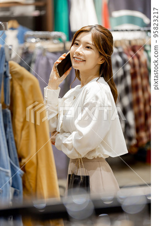 Women Apparel Shopping 95823217