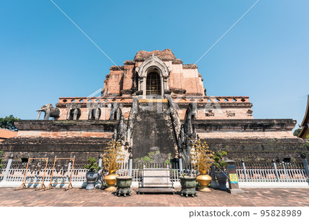 Wat Cherdian,泰國北部清邁的旅遊勝地 Wat Cherdian,泰國北部清邁的旅遊勝地 95828989