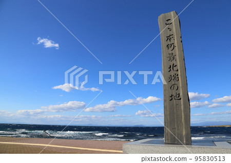 Cape Oma [Oma Town, Aomori Prefecture, Shimokita Peninsula Quasi-National Park, the northernmost tip of Honshu] 95830513