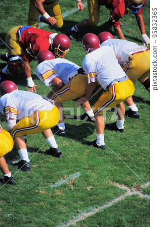 American football start game American football start game 95832365