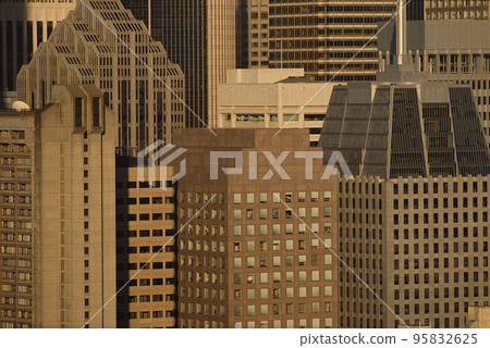 Skyscrapers 95832625