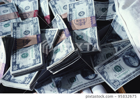 Dollars Dollars 95832675