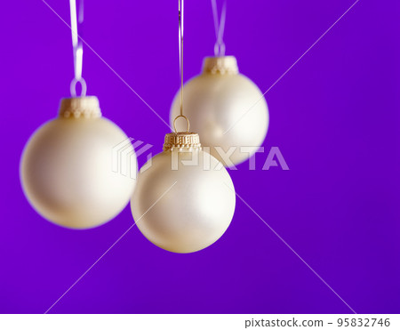 three christmas balls three christmas balls 95832746