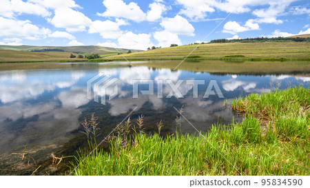 Lake Waters Summer  Clouds Mirror Reflections 95834590