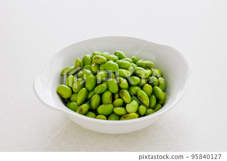 去皮的大豆 去皮的大豆 95840127