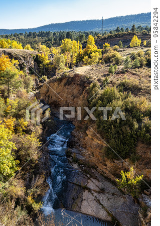 Mountain landscapes at the little town Una, Serrania de Cuenca, Spain 95842294