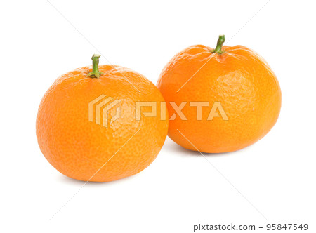 Fresh ripe juicy tangerines isolated on white Fresh ripe juicy tangerines isolated on white 95847549