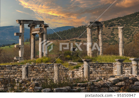 The ancient city of Aphrodisias. Archaeological and historical sites of modern Turkey 95850947